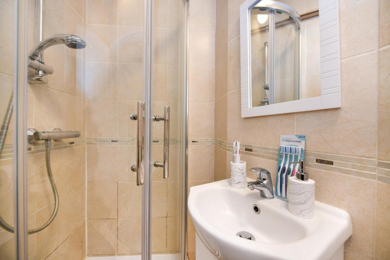 Beautiful Accommodation Near Reading City Centre ห้อง รูปภาพ
