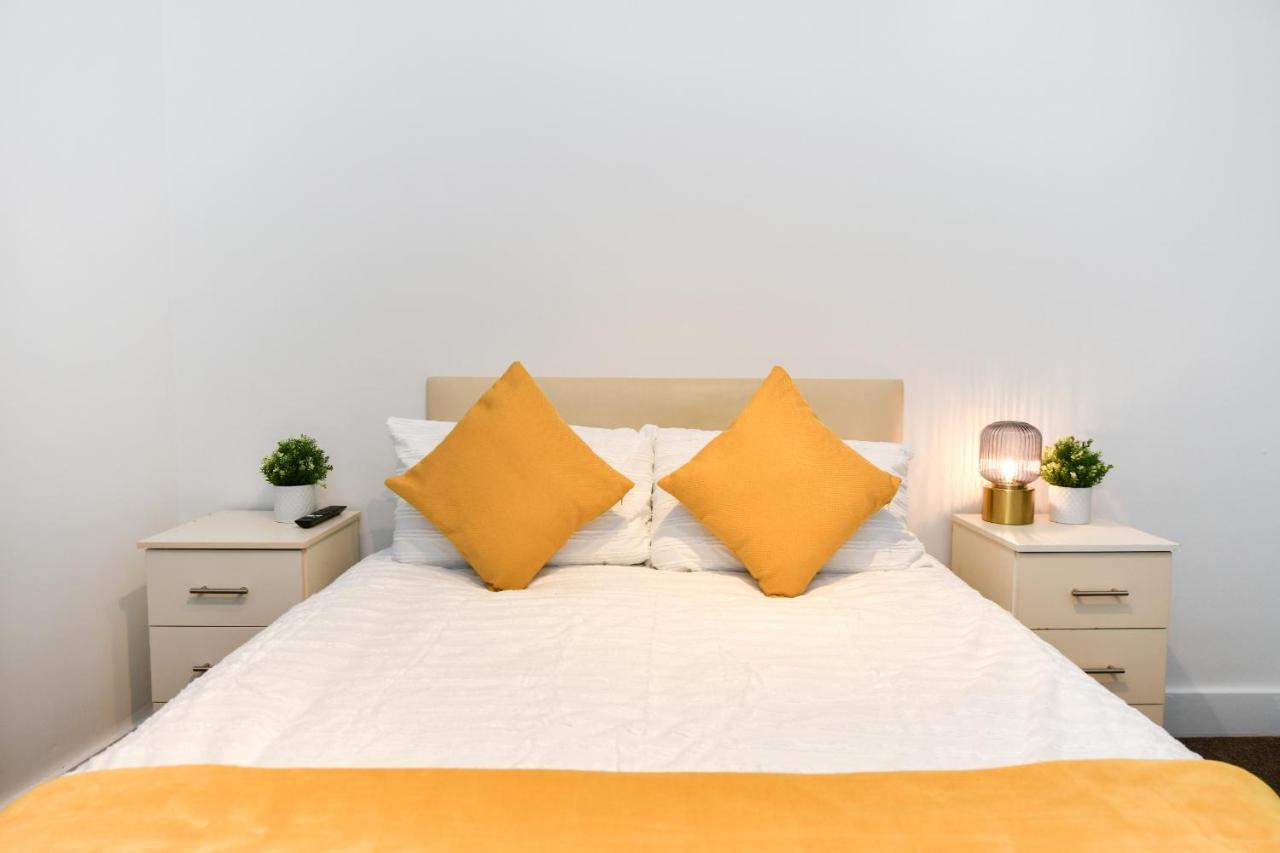 Beautiful Accommodation Near Reading City Centre ภายนอก รูปภาพ